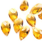 Подвеска стеклянная "Капля", граненая, цвет светло-коньячный, 22х13 мм