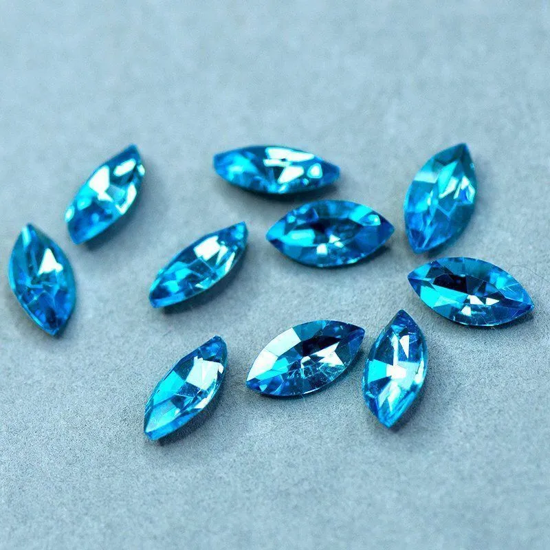 кабошон стекло кристалл, navette, цвет aquamarine, 12х6 мм