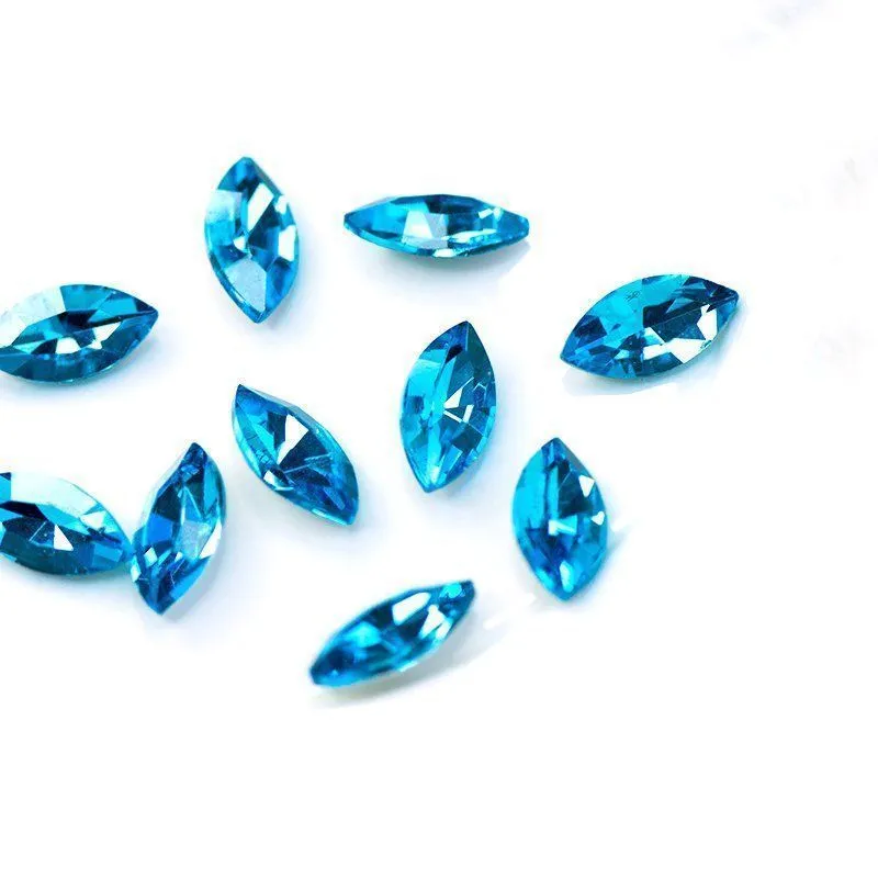 кабошон стекло кристалл, navette, цвет aquamarine, 12х6 мм