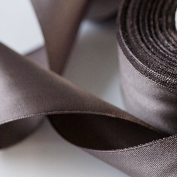 лента, атлас, цвет платиново-серый, ширина 50 мм ленты