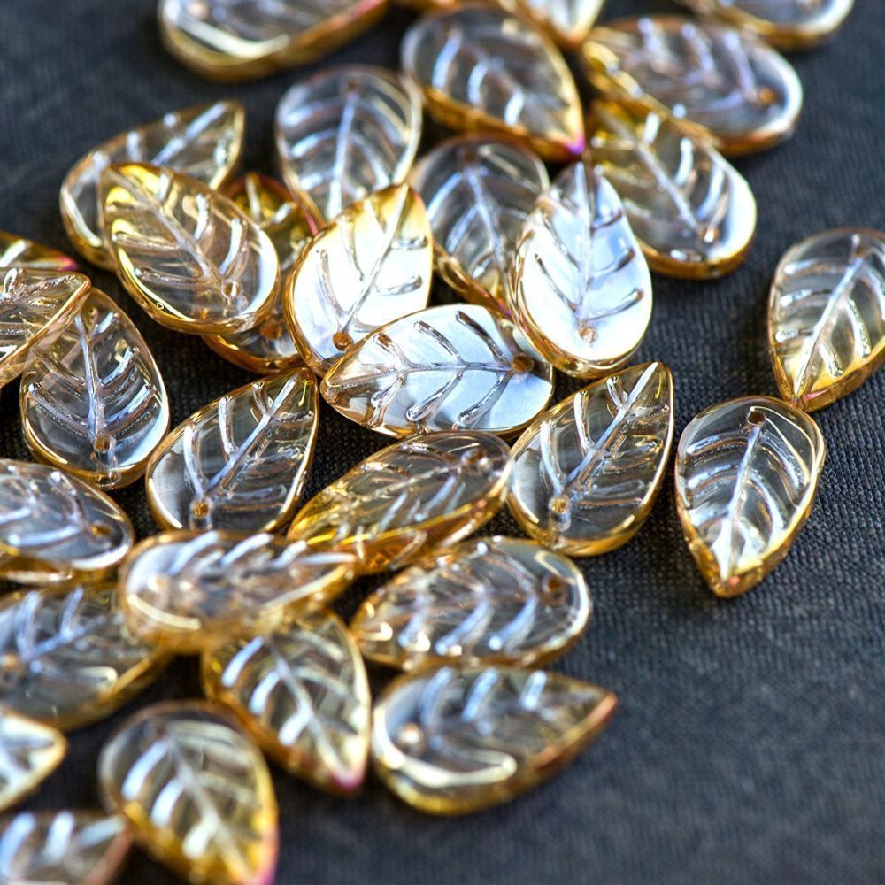 подвеска стеклянная "листик", цвет золотистый ав, 18x11x4 мм