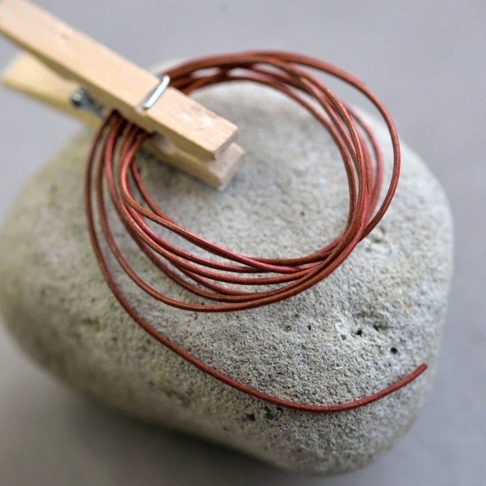 шнур кожаный, цвет винный красный, диаметр 1 мм