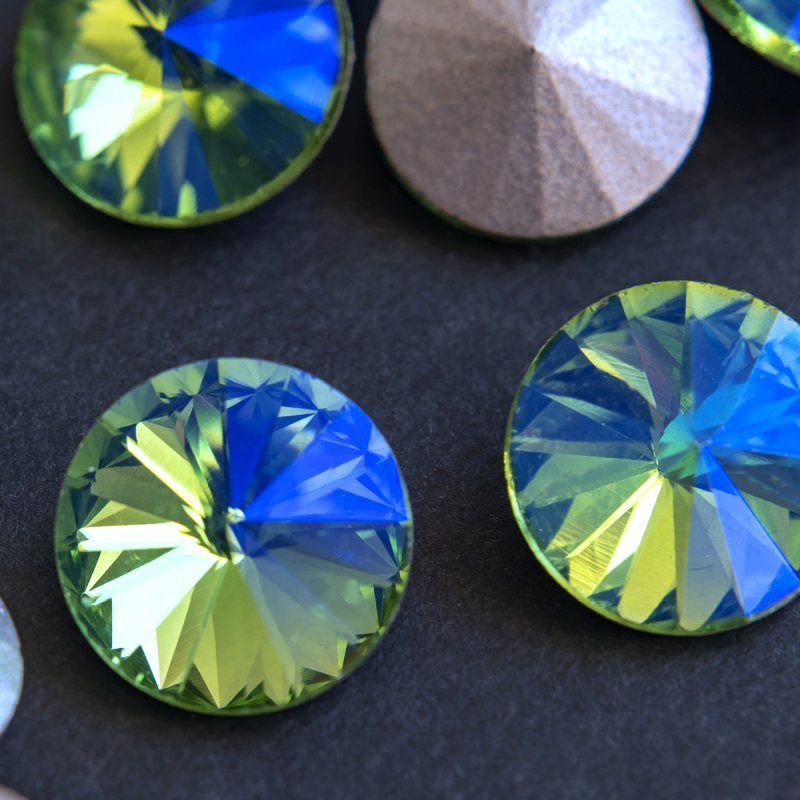 кабошон стекло риволи, цвет зеленый светлый ав, 14х7 мм