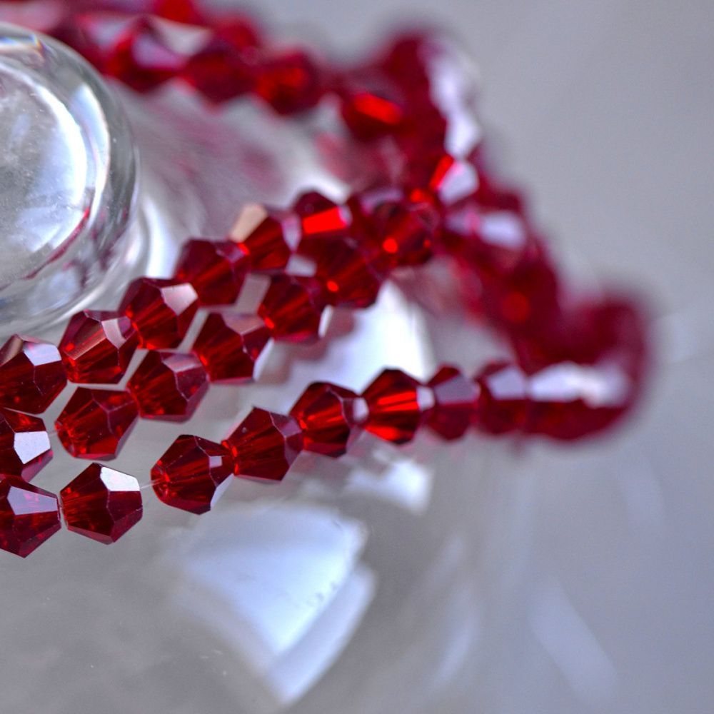 бусина, стекло биконус 6, цвет темно-красный, 6 мм