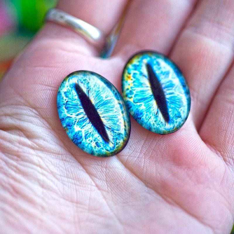 кабошон стеклянный "глаз дракона",  мультиколор, 25х18х6 мм