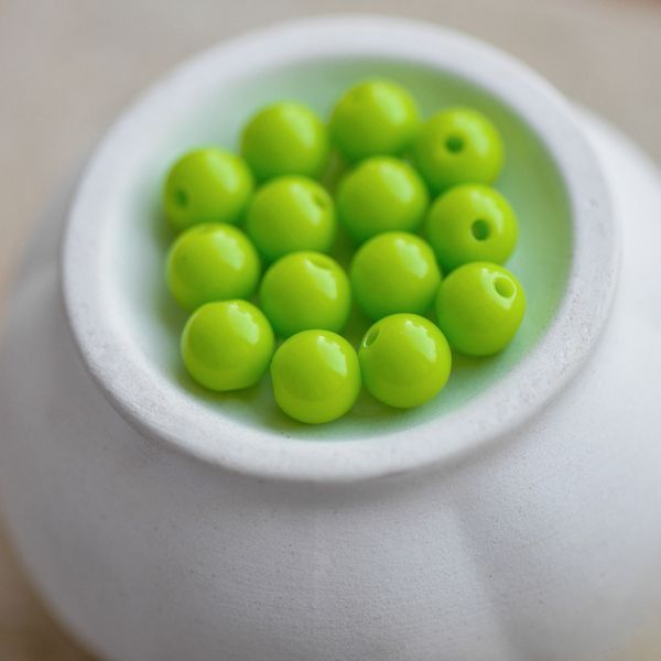 бусина, акрил 8, цвет зеленый горошек, 8 мм