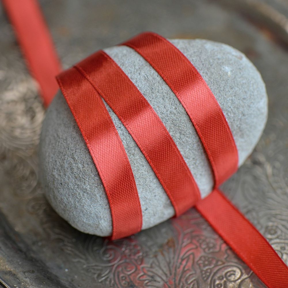лента, атлас, цвет приглушенный красный, ширина 10 мм ленты