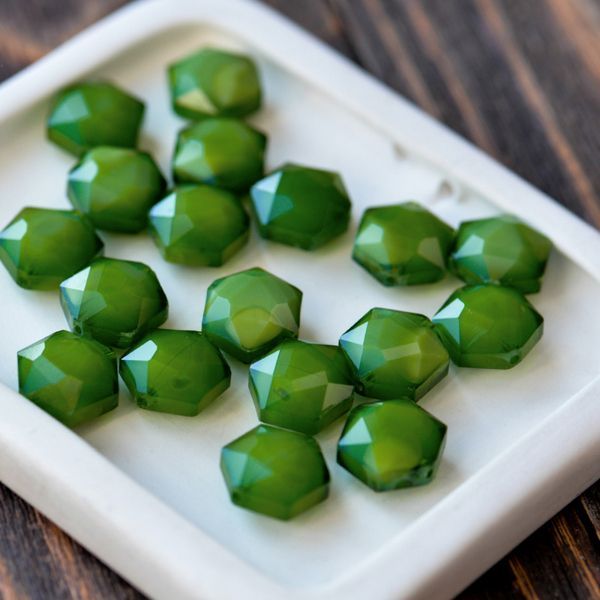 бусина, стекло, "гексагон", граненая, цвет зеленый, 14x8 мм