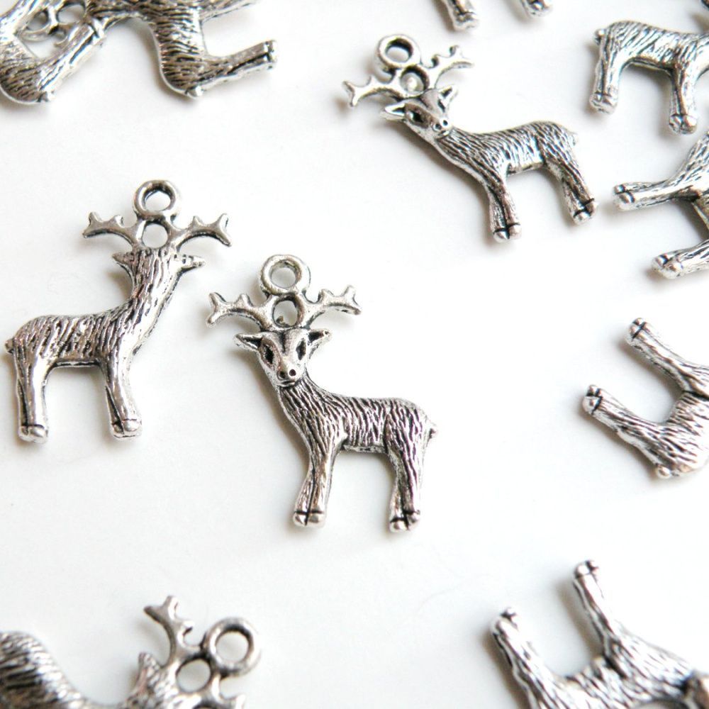 подвеска металлическая "олень", цвет античное серебро, 23.5x19x2.5 мм