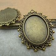 Сеттинг овальный "Дотси", цвет античная бронза, 38х30х2 мм