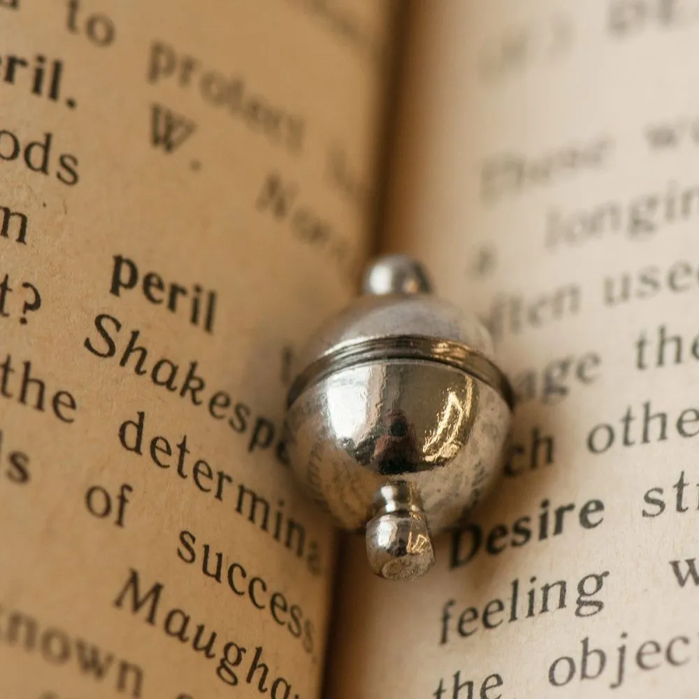 Замочки застежка магнитная "шарик", цвет платина, 16х10 мм