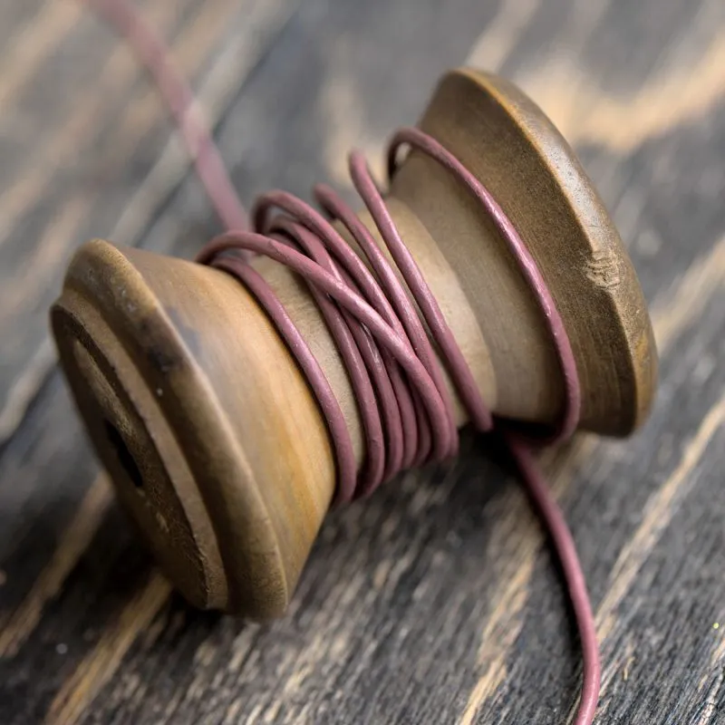 шнур кожаный, цвет сливовый, диаметр 1.5 мм