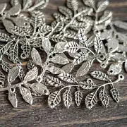 Коннектор "Ветка", цвет античное серебро, 41x27x2 мм 