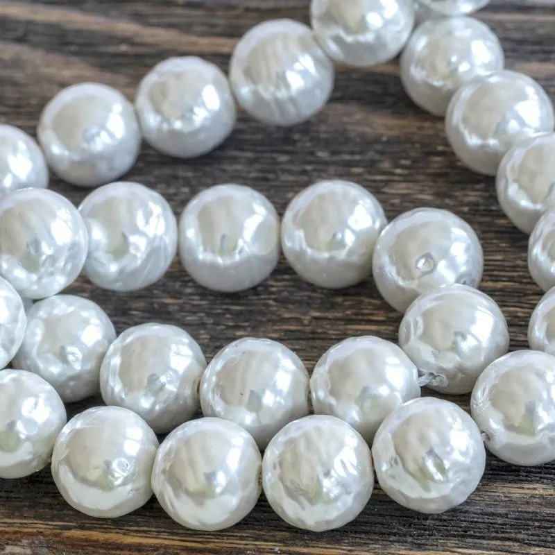 ракушечный жемчуг круглый, "мокрый", цвет белый, 12 мм