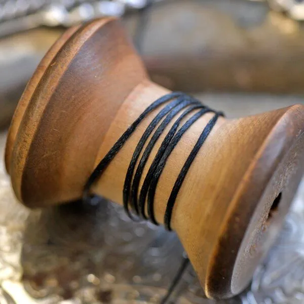 шнур вощеный, цвет черный, 1х0.4 мм