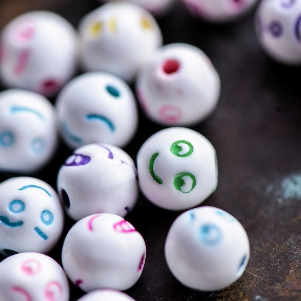 бусина, акрил "смайл", белый/цветовой микс, 8х7 мм