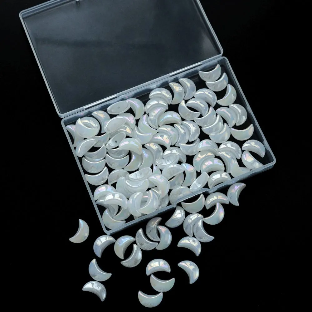 бусина "полумесяц", стекло, цвет белый перламутр, 9x14x6.5 мм