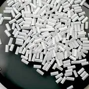 Бисер "Радуга", стеклярус, цвет перламутровый  белый цейлон (уп 7 г)