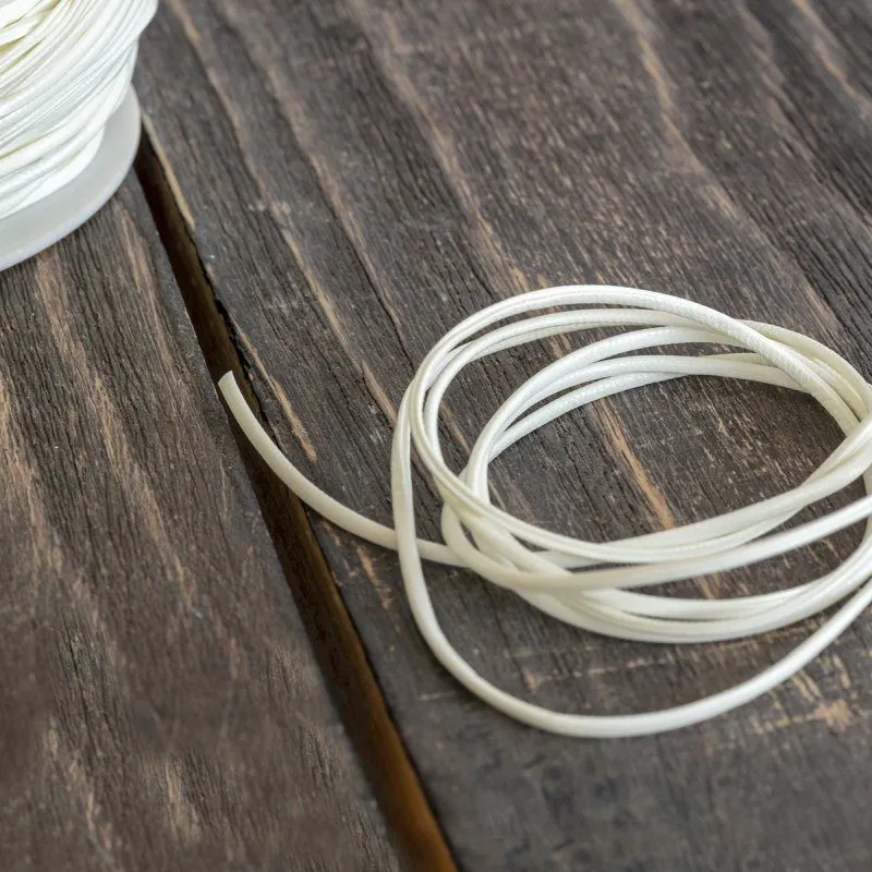 шнур, имитация кожи, плоский, цвет белый, 1х1 мм