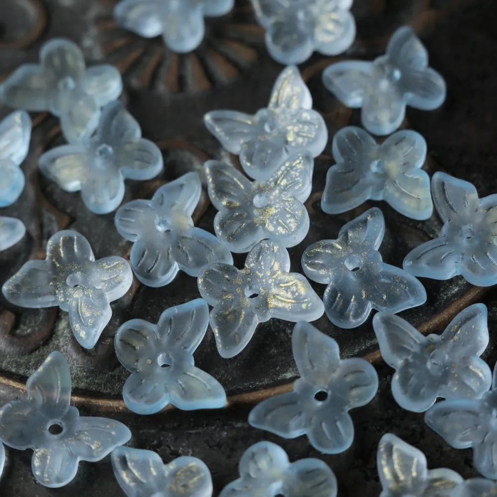 бусина "бабочка", стекло, цвет св.голубой, 10x12 мм