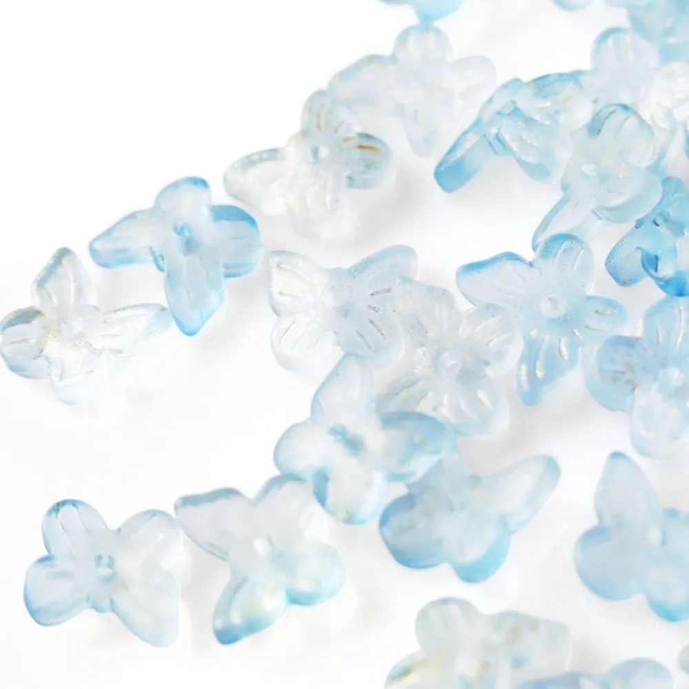 бусина "бабочка", стекло, цвет св.голубой, 10x12 мм